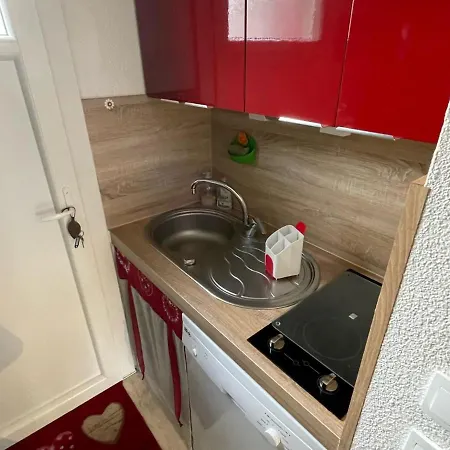 Chalet Hourtin, 3 Pieces, 4 Personnes - Fr-1-648-103 *