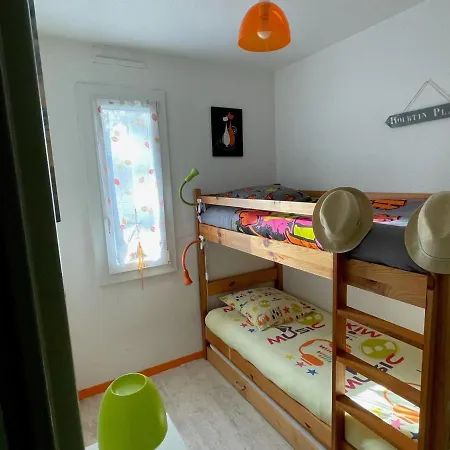 Chalet Hourtin, 3 Pieces, 4 Personnes - Fr-1-648-103 Domek alpejski Hourtin